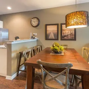 Special Offer Elegant Townhome At West Lucaya