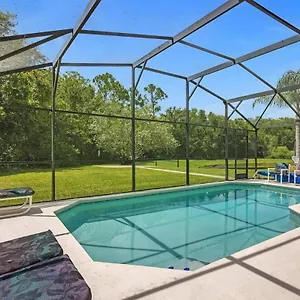 1061 Berkley 4 Bed With Pool