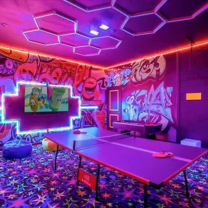Dom wakacyjny Upstay - Mansion W Pool Cinema Games Sleeps 26