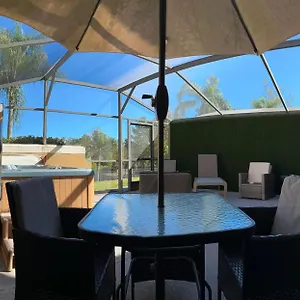 2br Townhouse Near Apartment *