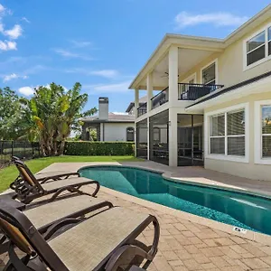Homestead Laurel * Kissimmee