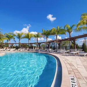 Spacious 4bd Dream With Access At Lucaya 3210