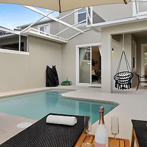 度假居 Champions Gate, Pool Near