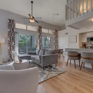 Ferienhaus Charming And Cozy Townhome Near