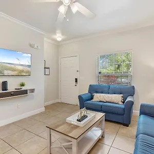 Cozy 3bdr House Near Semesterbostad Kissimmee