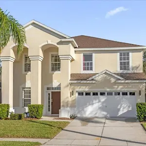 6 Bedrooms - 3 Bathrooms - Windsor Palms 8060kp *