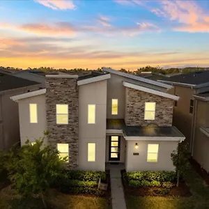 Semesterbostad 9 Bedrooms - 5 Bathrooms - Storey 4548tb *