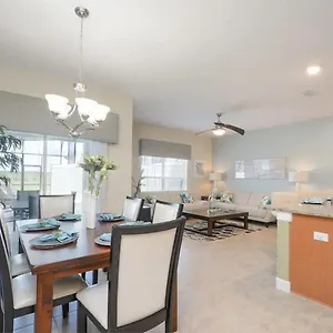 4879 Family-friendly 4br Townhome With Private Pool Near Semesterbostad