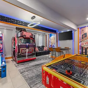 Luxurious 8 Bedroom 5 Bath Arcade And Theatre Casa vacanze Kissimmee