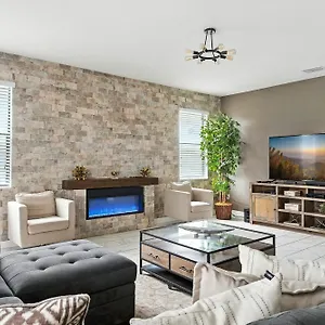 Luxury Decor 6br At Storey Sleeps 16 Sl2945