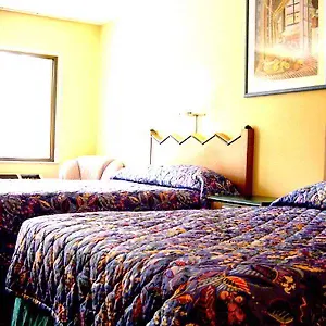 Goldstar & Suites 2*