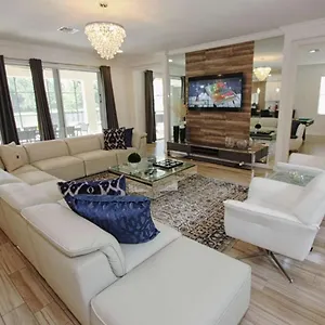 Beautiful 7 Bedroom 7.5 Bath Pool In Sonoma Holiday home *