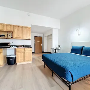 Stayable East Hotel