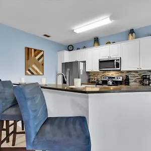 2702 Manesty Kissimmee