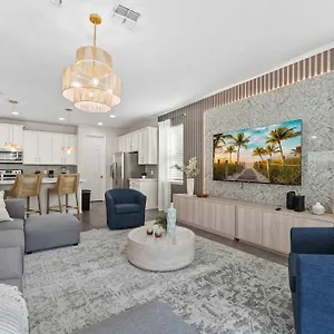 Super Boho 90 - 10bdr - Loft Pool Amenities *